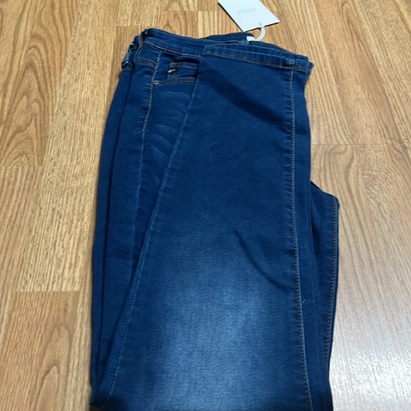 NWT KanCan High Rise Super Skinny Jeans - Picture 5 of 9